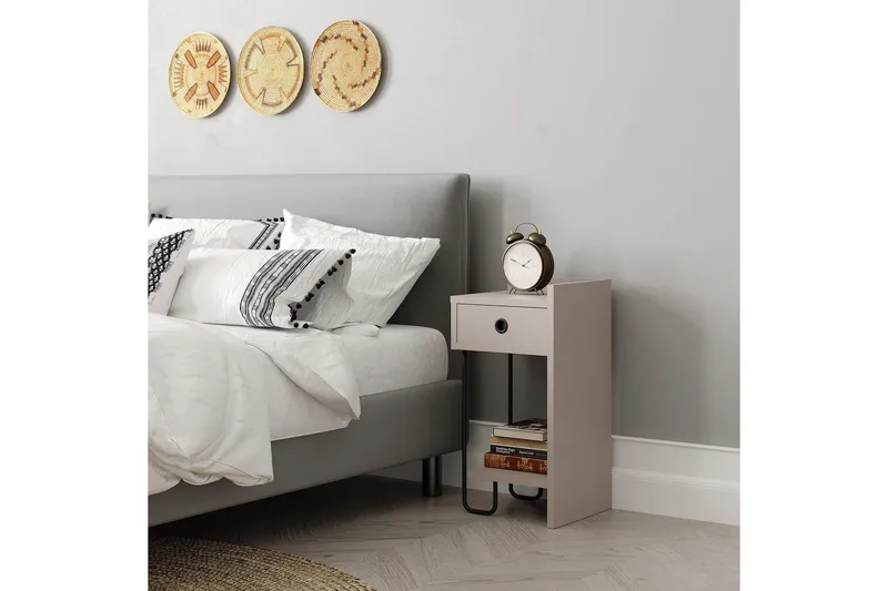 Sirius Sängbord 32x30 cm Ljusbrun - Hanah Home - Möbler - Sovrum - Sängbord