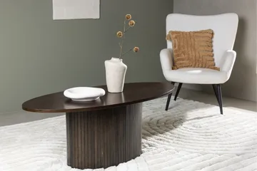 Bianca 120 cm Ovalt Soffbord i Trä med Räfflad Pelarfot - Brun - Möbler - Vardagsrum - Soffbord & vardagsrumsbord - Soffbord