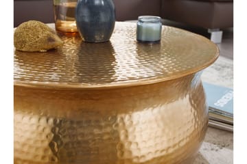 Osagie 60 cm Runt Soffbord i Metall med Hamrad Trumform - Guld - Möbler - Vardagsrum - Soffbord & vardagsrumsbord - Soffbord