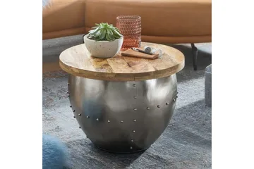 Soffbord Wohnling Massivt trä 60 cm Industriell nitad förvaringsutrymme - Möbler - Vardagsrum - Soffbord & vardagsrumsbord - Soffbord