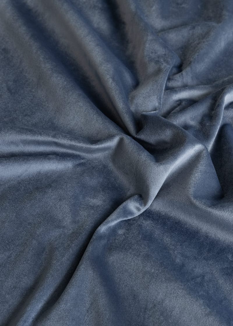 Gardin Saga 140x240 cm - Indigo Blue - Textilier & mattor - Gardiner & gardinupphängning