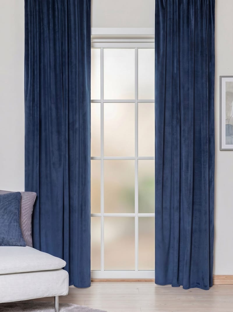 Gardin Saga 140x240 cm - Royal Blue - Textilier & mattor - Gardiner & gardinupphängning