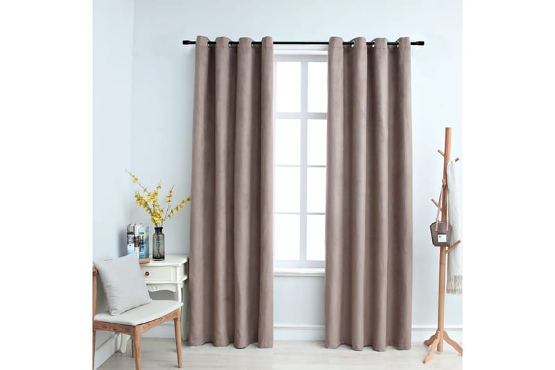 Mörkläggningsgardiner med metallringar 2 st taupe 140x225 cm - Gardiner & gardinupphängning