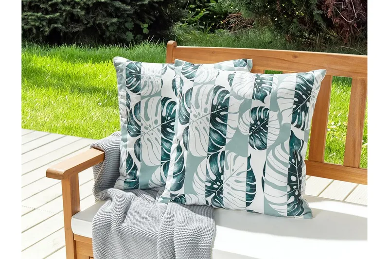 PIERO Utomhuskudde 45x45 cm Grön/Vit - Textilier & mattor - Kuddar & plädar - Utomhuskudde