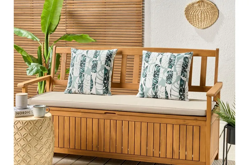 PIERO Utomhuskudde 45x45 cm Grön/Vit - Textilier & mattor - Kuddar & plädar - Utomhuskudde