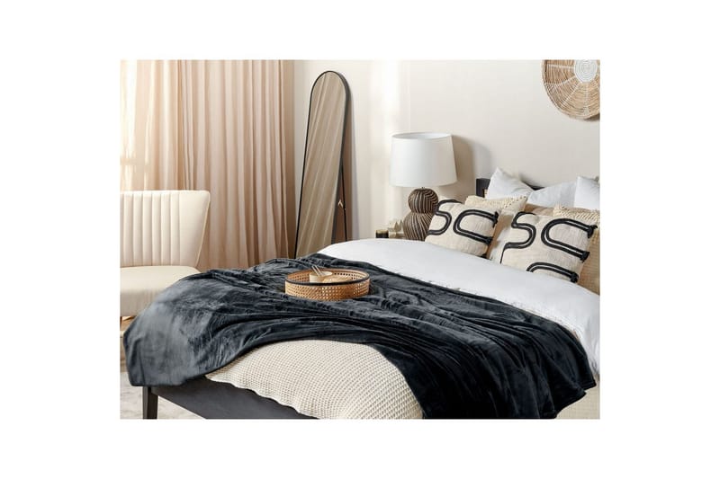 Pläd Bayburt Svart, 200x220 cm - Svart, 200x220 cm - Textilier & mattor - Kuddar & plädar - Filtar & plädar