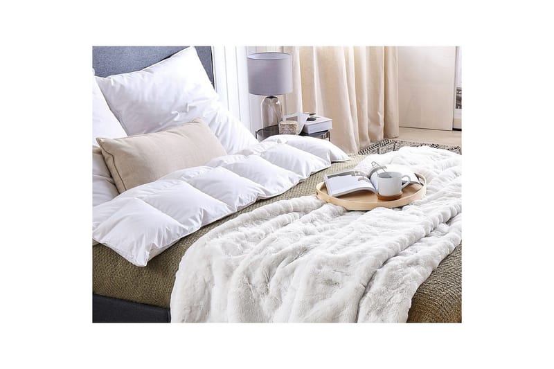 Pläd Chaab Vit, 150x200 cm - Vit, 150x200 cm - Textilier & mattor - Kuddar & plädar - Filtar & plädar