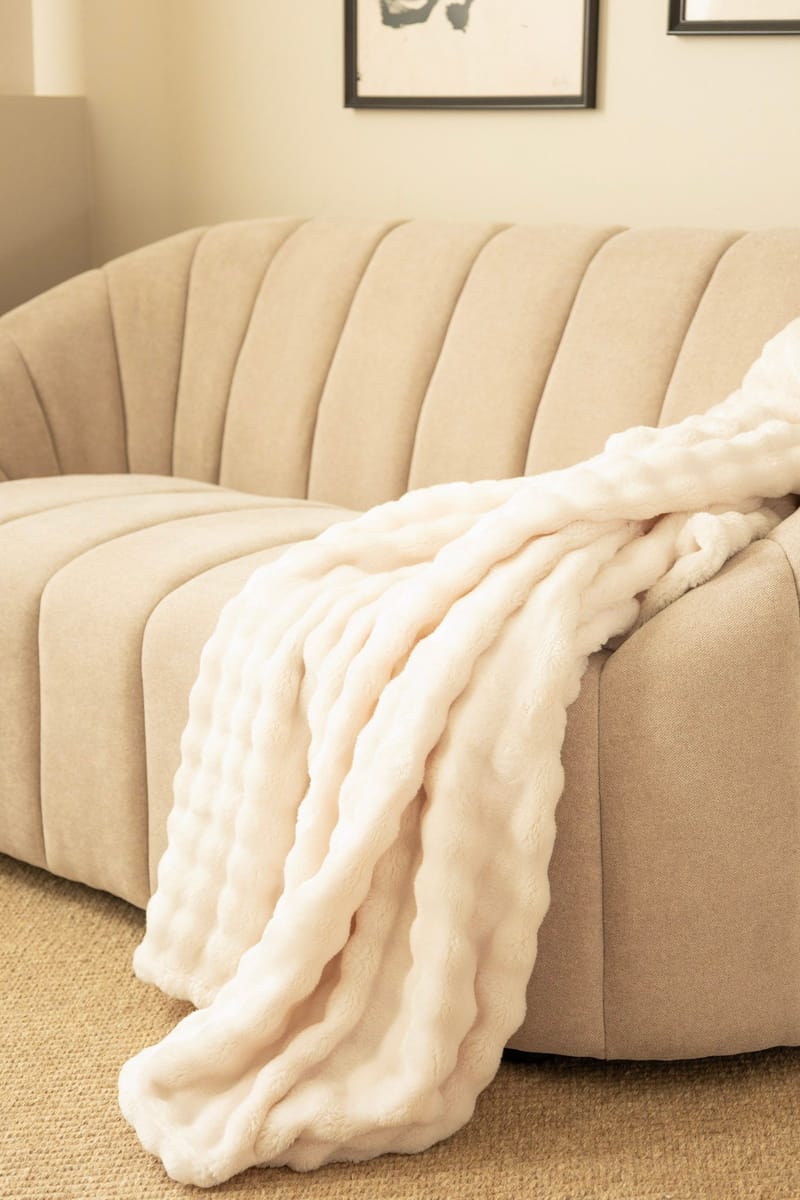 Pläd Pom Pom 150x220 cm - Creme - Textilier & mattor - Kuddar & plädar - Filtar & plädar