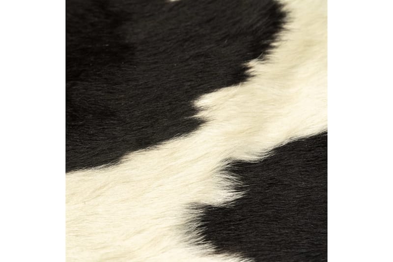 Matta äkta kohud svart och vit 150x170 cm - Svart - Koskinn - Fällar & skinnmattor