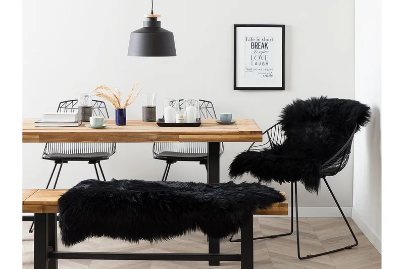 Uluru Fårskinn 55x90 cm, Svart