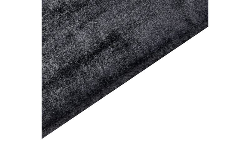 Mirpur Skinnmatta 80x150 cm - Svart - Textilier & mattor - Mattor - Modern matta - Wiltonmattor