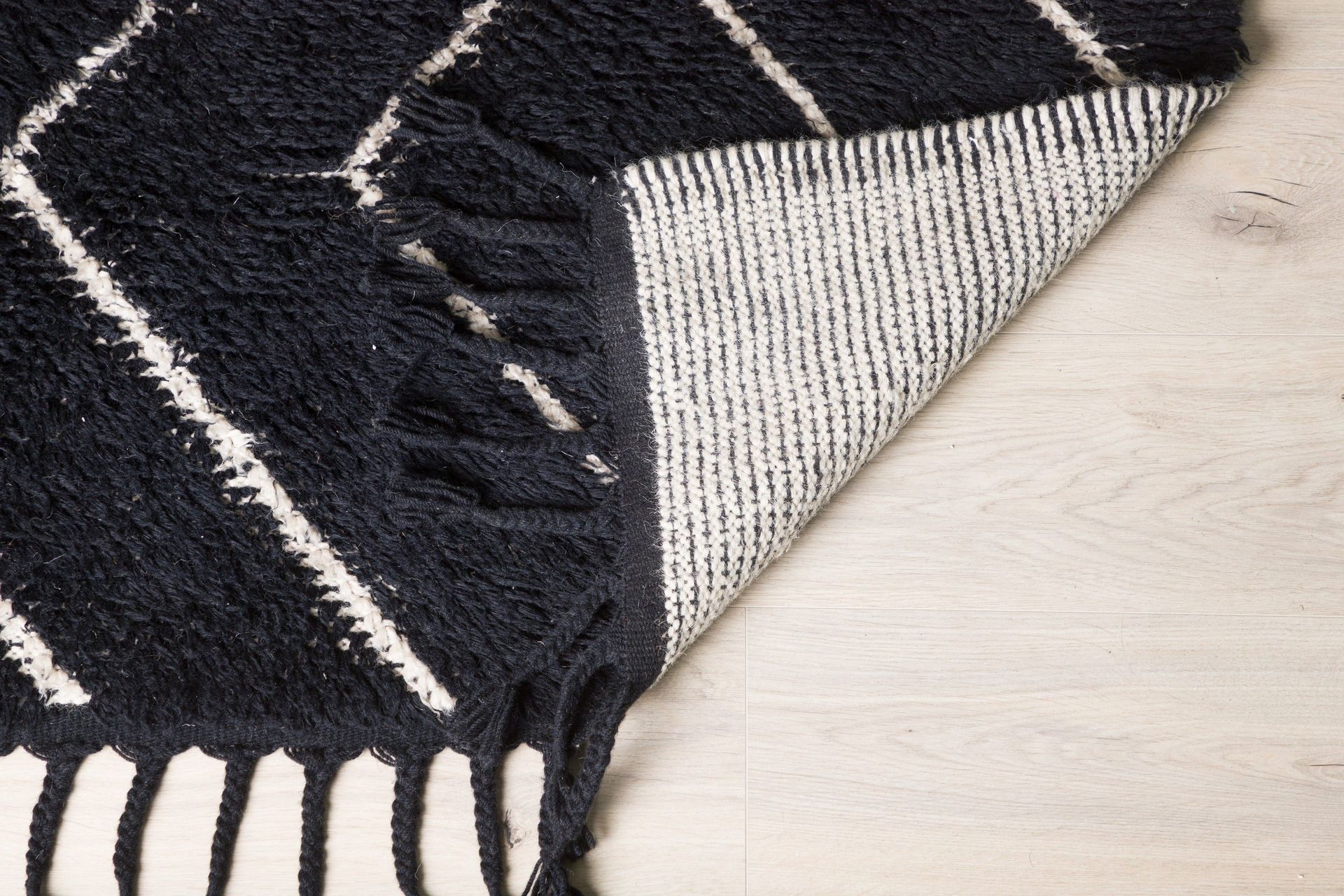 David Ullmatta 250x350 cm Rektangul&auml;r - Svart