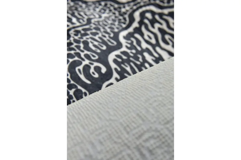 Iravathe Entrematta 80x300 cm - Svart/Sammet - Textilier & mattor - Mattor - Modern matta - Gångmattor