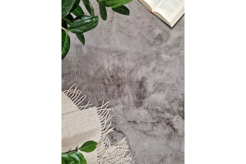 Heaven Ryamatta Antracit rund 160 - Antracit - Textilier & mattor - Mattor - Modern matta - Ryamattor