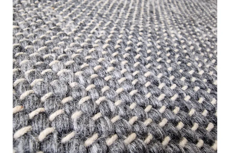 Holma Wiltonmatta 240x240 cm Kvadratisk - Grafit - Textilier & mattor - Mattor - Modern matta - Friezemattor