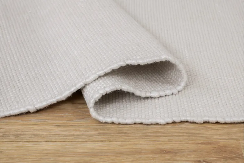 Holma Wiltonmatta 240x240 cm Kvadratisk - Vit - Textilier & mattor - Mattor - Modern matta - Friezemattor