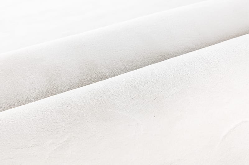 Nixie Plastmatta 200x290 cm - Vit - Textilier & mattor - Mattor - Modern matta - Friezemattor