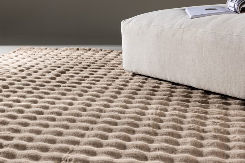 Novis Plastmatta 200x290 cm - Beige - Textilier & mattor - Mattor - Modern matta - Friezemattor