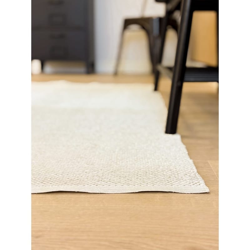 Plastmatta Hilma Plain - 70x300 cm, Vit - Textilier & mattor - Mattor - Modern matta - Friezemattor