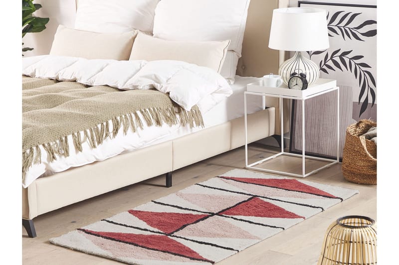 Purnia Ryamatta 80x150 cm - Röd - Textilier & mattor - Mattor - Modern matta - Ryamattor