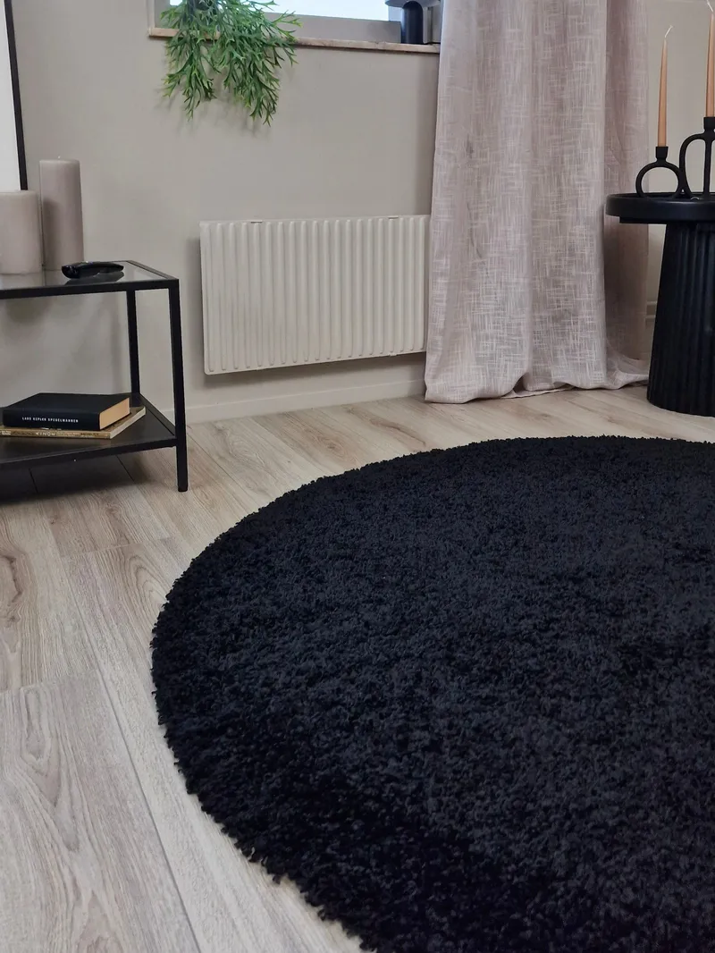 Lounge Ryamatta 200 cm Rund - Svart - Textilier & mattor - Mattor - Modern matta - Ryamattor