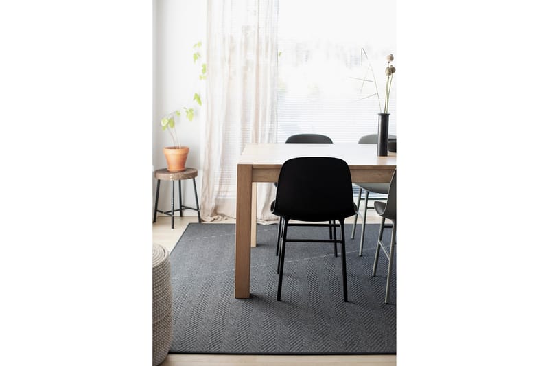 Elsa Matta Rund 160 cm Svart - Vm Carpet - Textilier & mattor - Mattor - Modern matta - Ullmattor