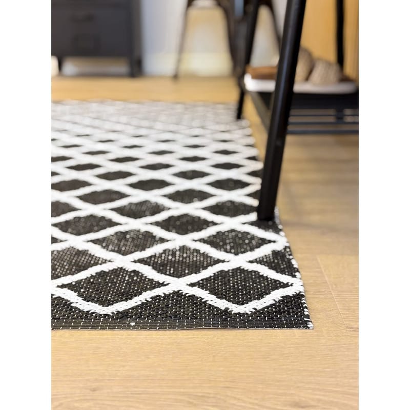 Plastmatta Hilma Wave - 150x220 cm, Svart - Textilier & mattor - Mattor - Utomhusmattor - Plastmattor