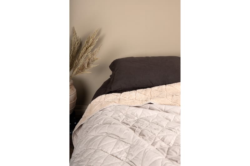 Nilla Överkast 180x260 cm - Beige - Textilier & mattor - Sängkläder - Överkast