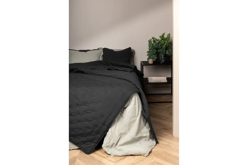 Sally Överkast 150x250 cm - Antracit - Textilier & mattor - Sängkläder - Överkast