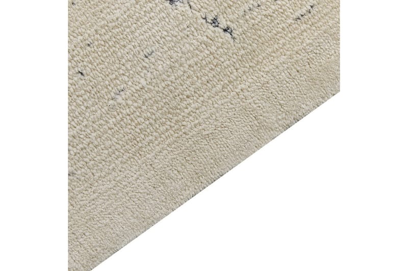 Matta Nakus - 160x230 cm - Textilier & mattor - Sängkläder - Sovkudde - Huvudkudde & Innerkudde