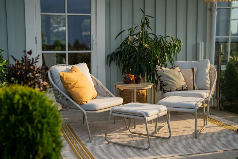 Hillerstorp Holmsund Loungegrupp - Beige - Utemöbler - Balkong - Balkongmöbler - Balkonggrupper
