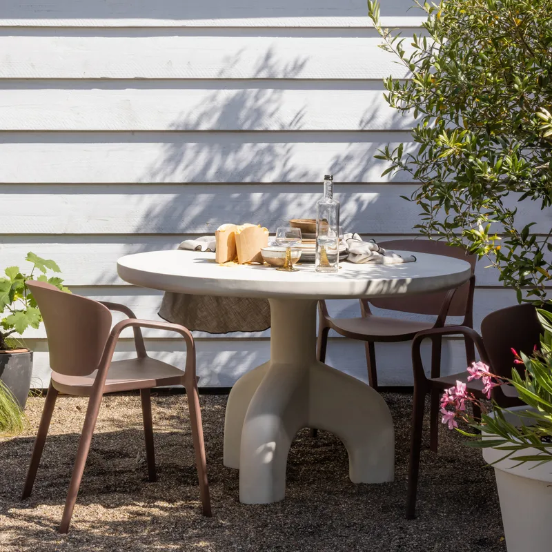Matstol Bent Utomhus - Laxrosa - Utemöbler - Balkong - Balkongmöbler - Balkongstolar