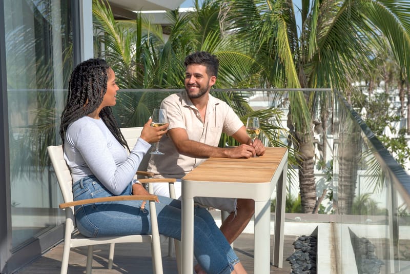 Utomhus balkongset Portals balkongbord + 2 carver carver-stolar - ljus ecru/korallsand - Utemöbler - Balkong - Balkongmöbler - Balkonggrupper