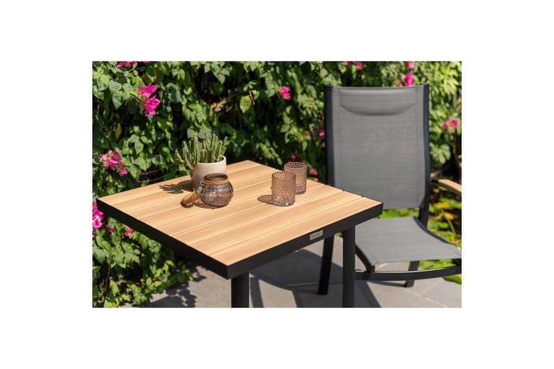 Utomhusmöbelgrupp Lifestyle Garden Panama 2x stapelbarfotölj & bistro bord - Utemöbler - Balkong - Balkongmöbler - Balkonggrupper