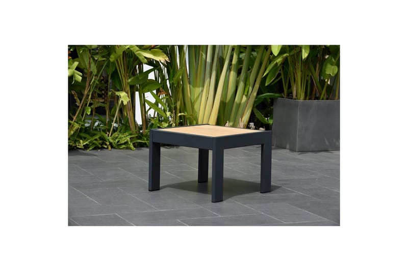 Utomhusmöbelgrupp Lifestyle Garden PALAU 2x sidostol + 2x ottoman + sidobord 60 cm - Utemöbler - Balkong - Balkongmöbler - Balkonggrupper