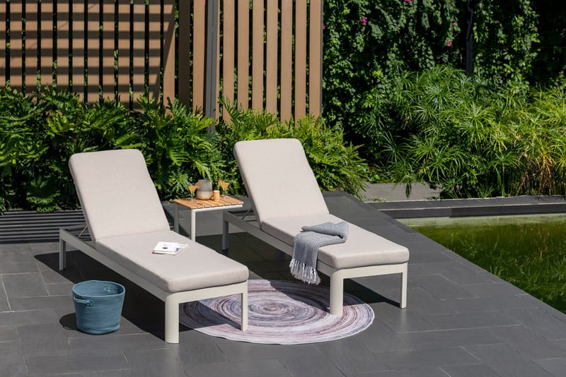 Utomhusset Portals solstol + C-shape sidobord - beige/trä - Utemöbler - Utestolar & fåtöljer - Solstol