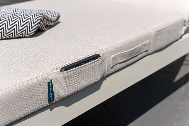 Utomhusset Portals solstol + C-shape sidobord - beige/trä - Utemöbler - Utestolar & fåtöljer - Solstol