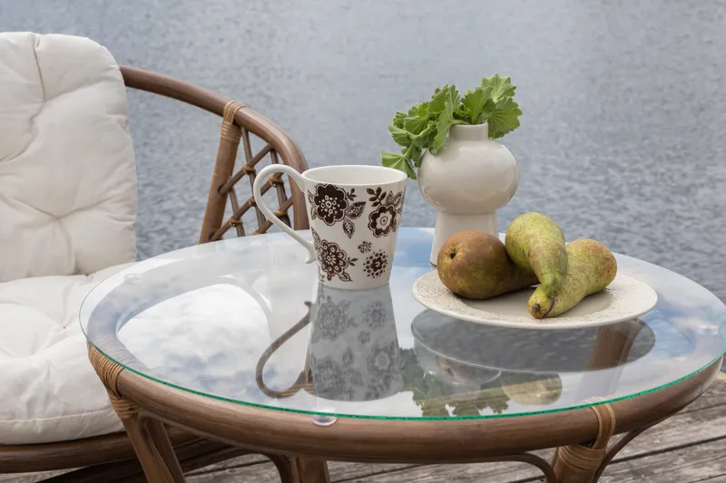 Wera Balkonggrupp 2-sits - Brun/Vit - Utemöbler - Balkong - Balkongmöbler - Balkonggrupper