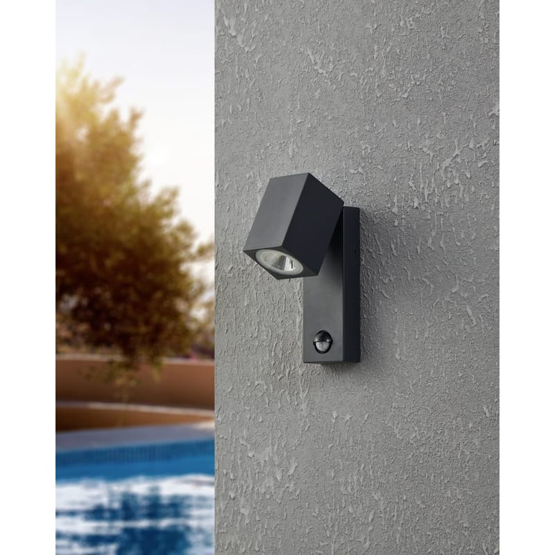 Utvändig vägglampa Sakeda med sensor - Antracit - Belysning - Utomhusbelysning - Fasadbelysning