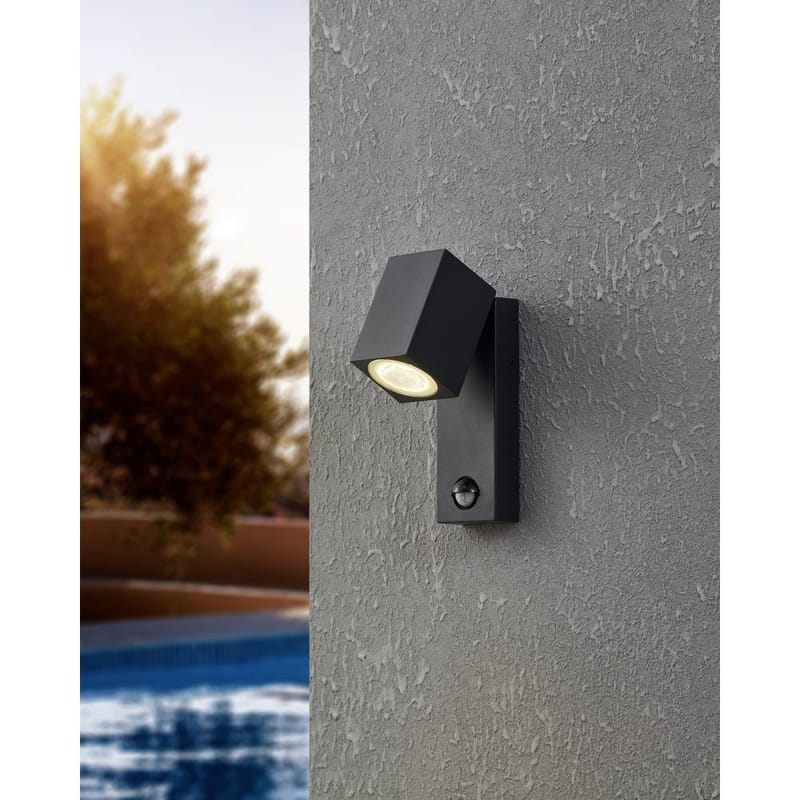 Utvändig vägglampa Sakeda med sensor - Antracit - Belysning - Utomhusbelysning - Fasadbelysning