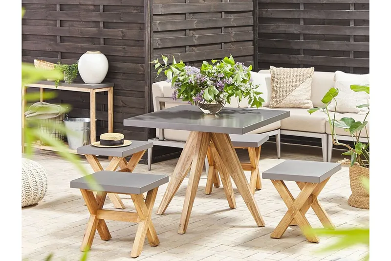 Trädgårdsset av Utebord och 4 pallar 90 x 90 cm OLBIA - Grå - Utemöbler - Utegrupp - Caféset