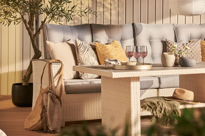 James Lyx Loungegrupp Vändbar - Vit / Gråa dynor - Utemöbler - Utegrupp - Loungegrupp