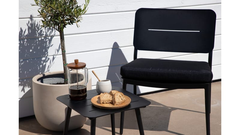 LINA Caféset + 2 Loungestolar med Dynor Svart - Venture Home - Loungegrupp