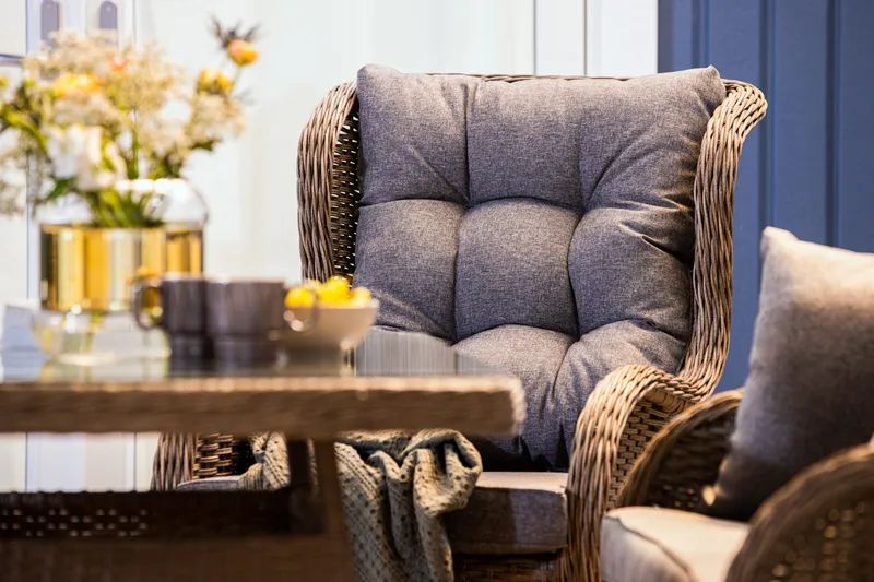 Marcus Soffgrupp 2-sits Ink. Fåtöljer - Brun / Gråa dynor - Utemöbler - Utegrupp - Loungegrupp