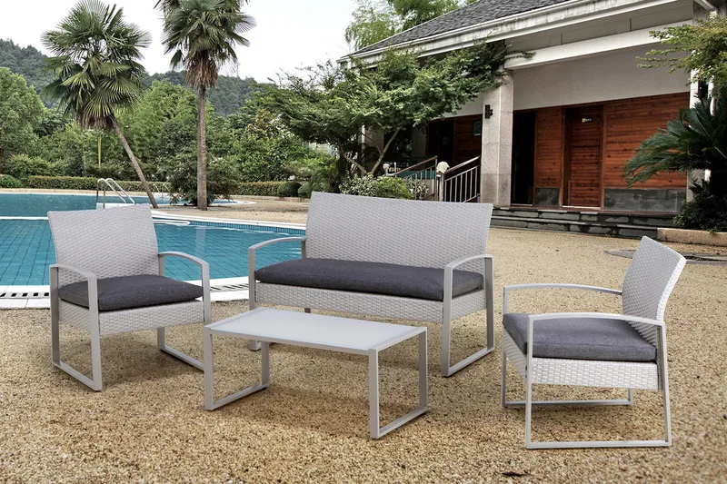 Set VICTORIA med kuddar Utebord Bänk Utomhus och 2 Utefåtöljer