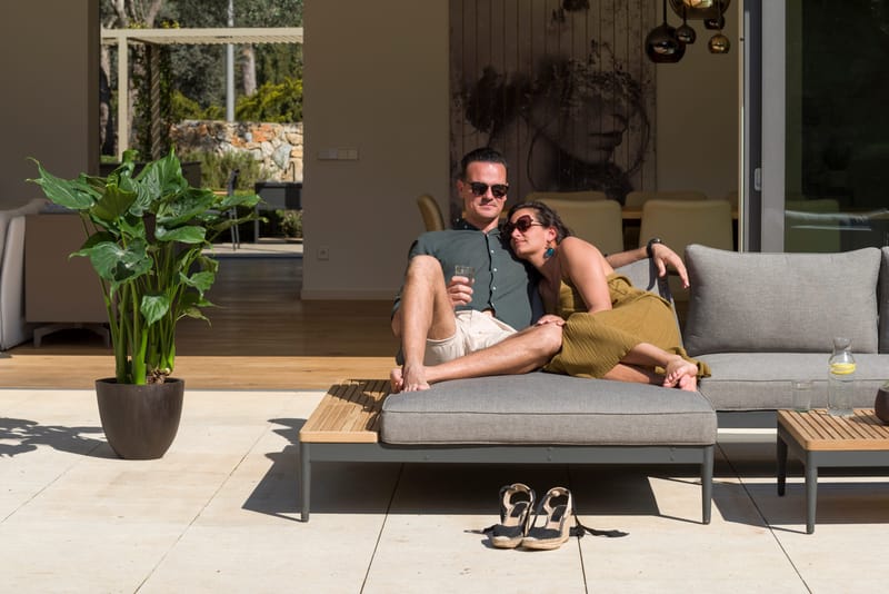 Utomhusset TOPAZ dagbädd + vänster/höger 2-sitssoffa + soffbord 73 cm - magnesiumgrå - Utemöbler - Utegrupp - Loungegrupp