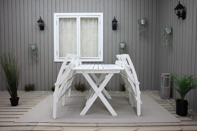 Larios Matgrupp Utomhus + 2 Ihoppfällbara Utestolar + Bänk Utomhus - Vit - Utemöbler - Utegrupp - Matgrupper utomhus
