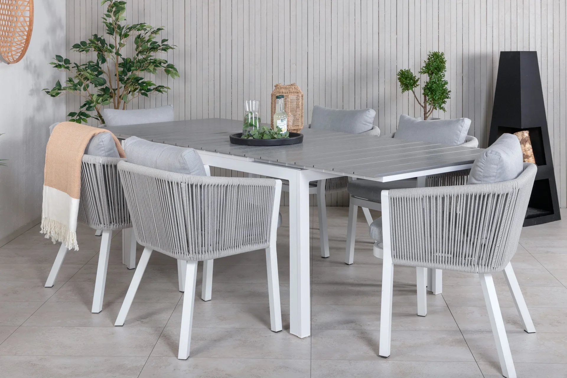 Levels F&ouml;rl&auml;ngningsbar Matgrupp Utomhus 160-240cm + 6 Virya Stolar - Gr&aring;