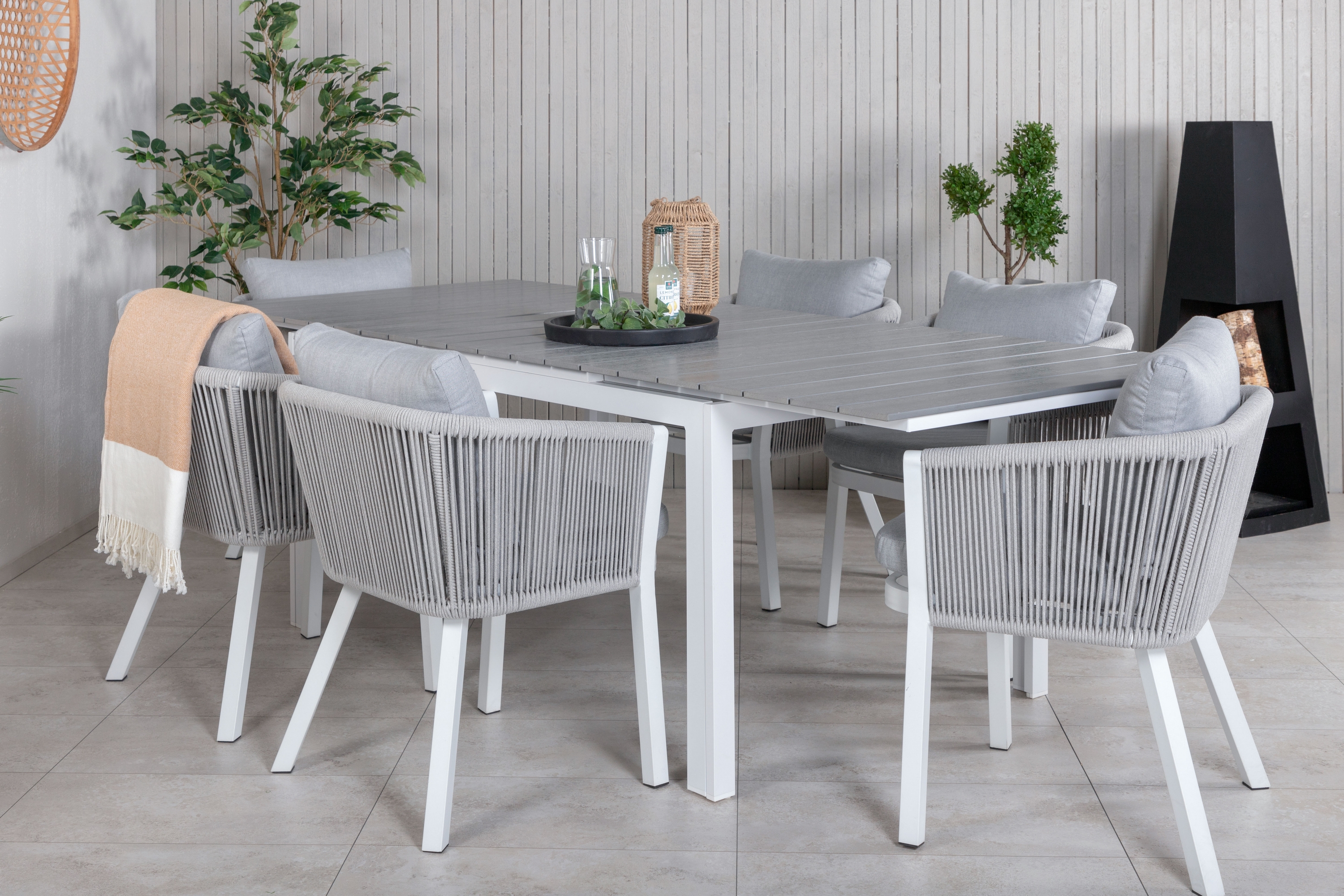 levels förlängningsbar matgrupp utomhus 160-240cm + 6 virya stolar - svart