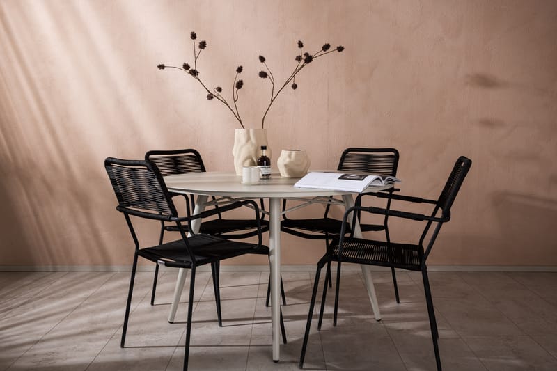 Lina Matgrupp Utomhus Rund 120 cm + 4 Lindos Karmstol - Svart - Utemöbler - Utegrupp - Matgrupper utomhus